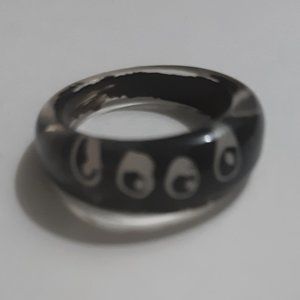 Plastic ring